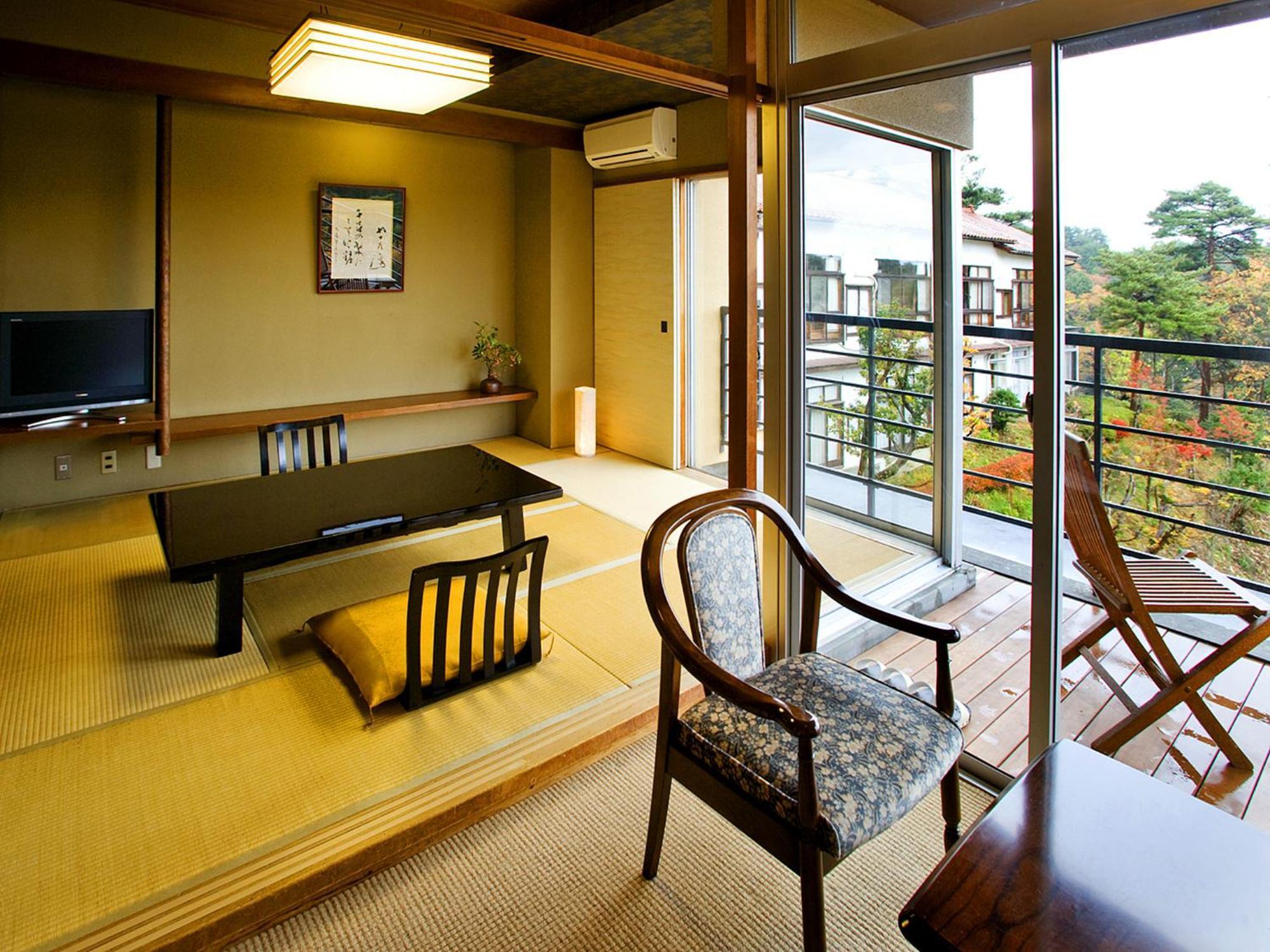 Noto Hyakurakusou Hotel Quarto foto