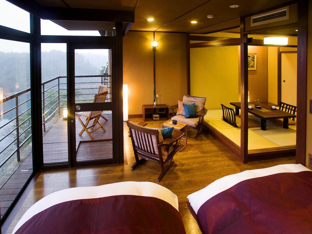 Noto Hyakurakusou Hotel Quarto foto