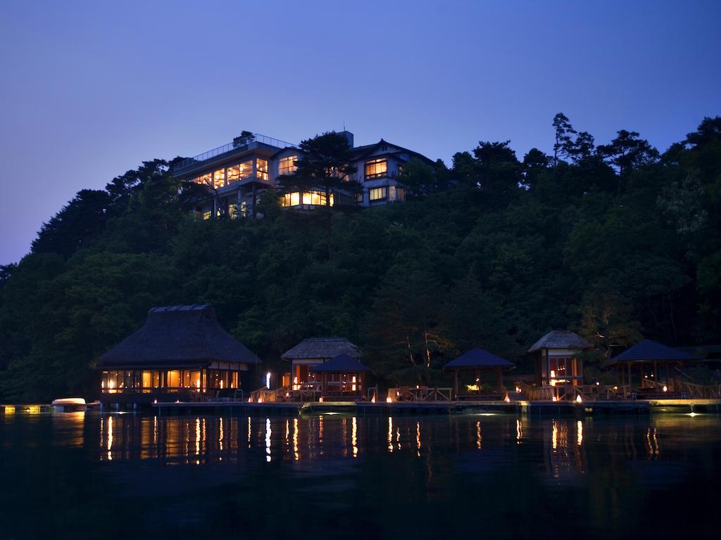 Noto Hyakurakusou Hotel Exterior foto